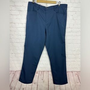 VUGA mens golf active casual stretch navy blue pants, sz 40, GUC‎